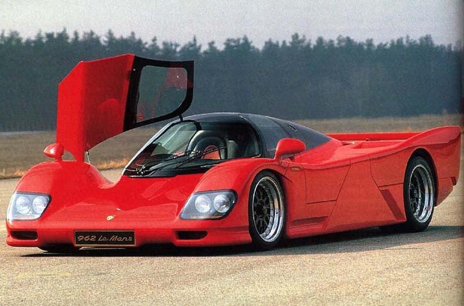 Brunejski sultan je bil dolgo najbogatejši Zemljan, njegova kolekcija avtomobilo