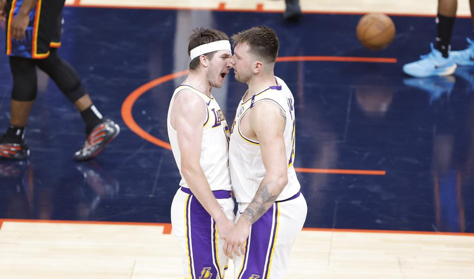 Lakers pred velikansko dilemo: Izčrpljujoče je igrati z njim