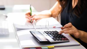 Denar, varčevanje, prihranki