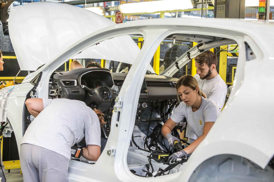 Revoz | Avtor: Saša Despot