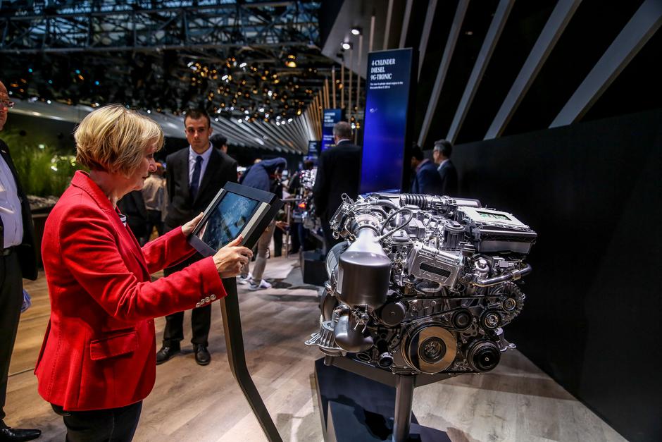 Mercedes-Benz na avtomobilskem salonu v Frankfurtu | Avtor: Saša Despot
