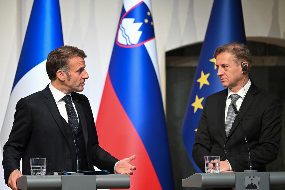 Emmanuel Macron na obisku pri Robertu Golobu