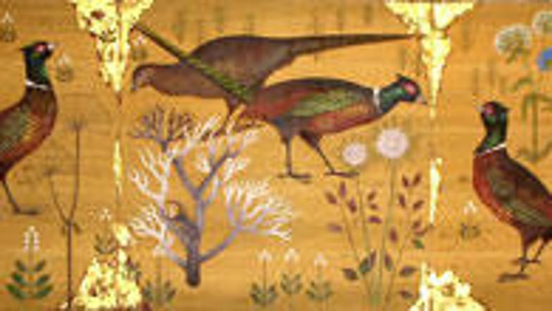 Bogato notranjost gradu krasi slika Fazani.