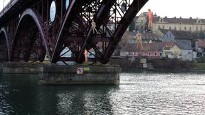 Lutke svetnikov v Mariboru