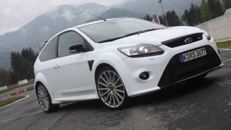 Focus RS je takšne vrste avto, ki ga vsak avtomobilistični navdušenec vneto prič