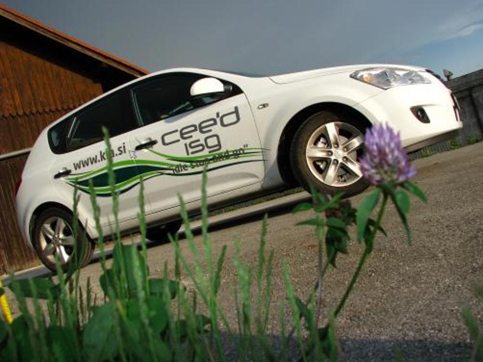 Kia cee’d z ISG-sistemom pomeni (pre)majhno razliko v primerjavi s klasičnimi ra