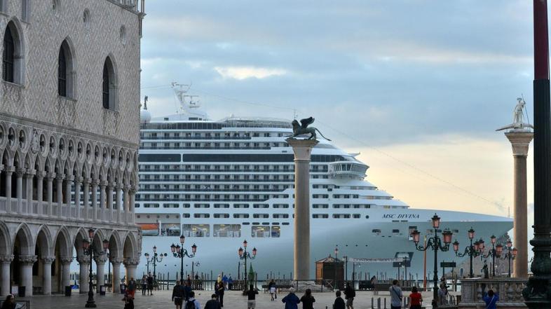 Križarka v Benetkah 