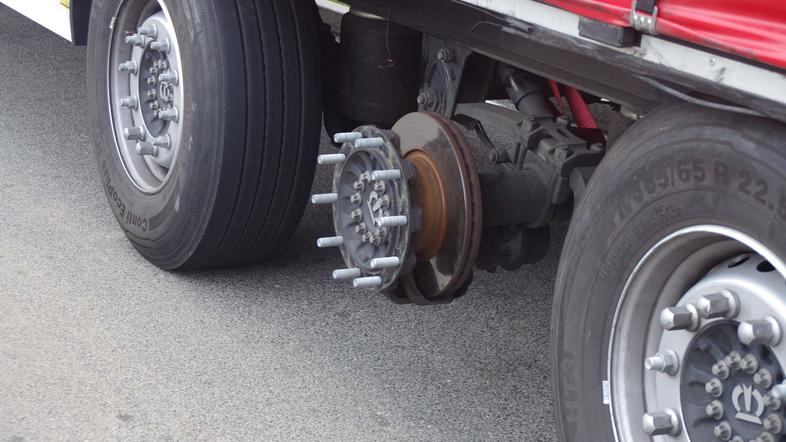 Tovornjak brez kolesa