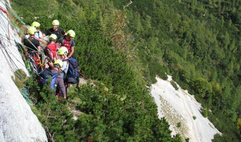 Huda nesreča v gorah: Umrl 54-letni pohodnik