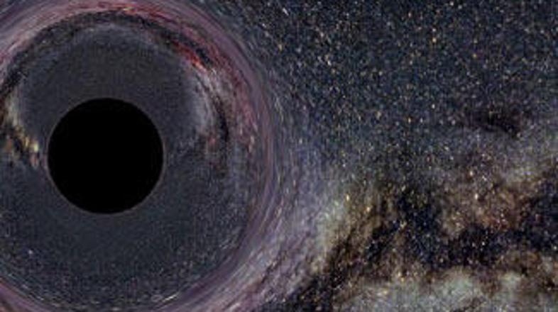 Tudi če bi pri trku nastala črna luknja, bi bila manjša od tistih, ki jih poznaj