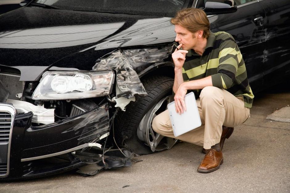 Avtomobilska škoda | Avtor: Profimedias