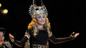 scena 07.02.12. US Singer Madonna performs during the halftime show of Super Bow