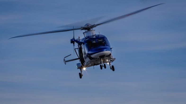 policijski helikopter