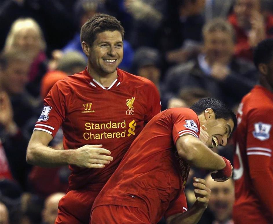 Gerrard Suarez Liverpool Sunderland Premier League Anglija liga prvenstvo