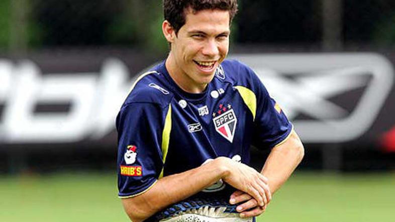 Hernanesa je poleti intenzivno lovila Barcelona, a je bil zanjo predrag.