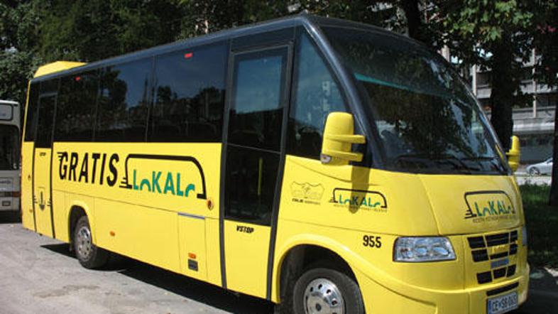 Ta simpatični rumeni "lokalc" bo ves mesec po Velenju vozil brezplačno, pozneje 