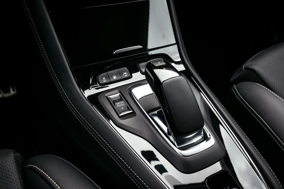 Opel Grandland X Hybrid4 | Avtor: Saša Despot