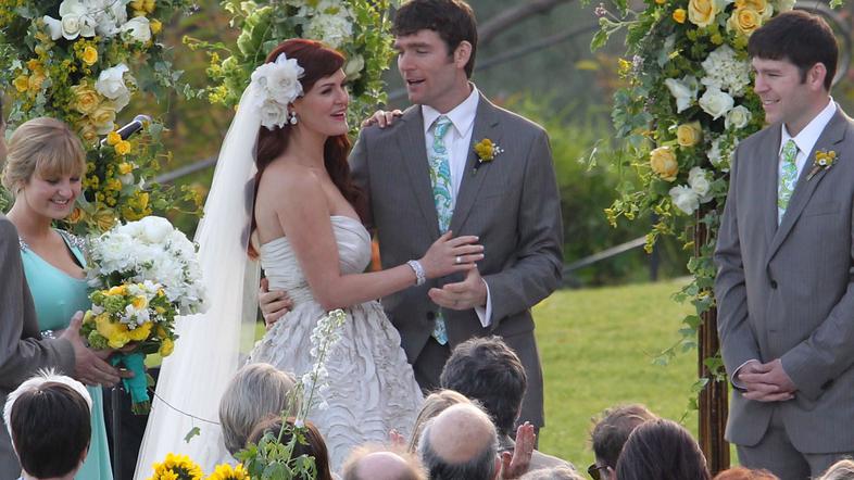 Sara Rue and Kevin Price 