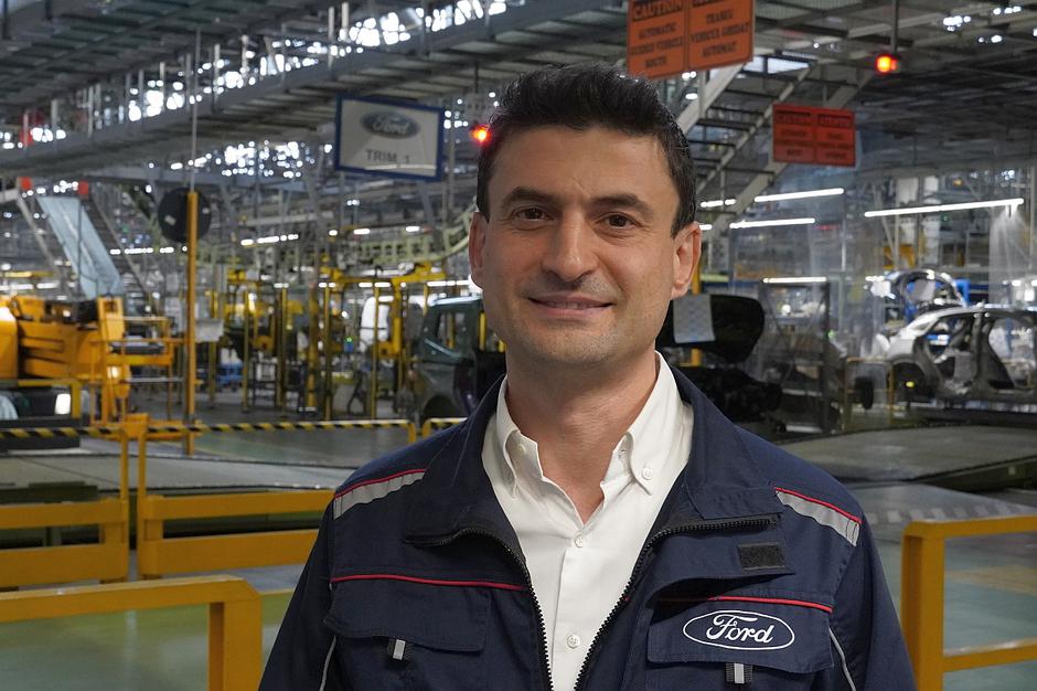 Firat Elhüseyni, predsednik in direktor tovarne Ford Otosan Craiova | Avtor: Matija_Janežič