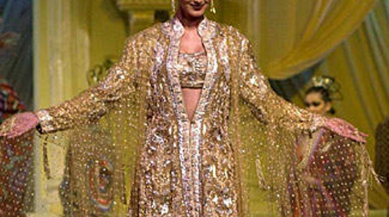 Indijska filmska zvezda Sonali Bendre. Tudi britanske filmske nadobudneže bodo i