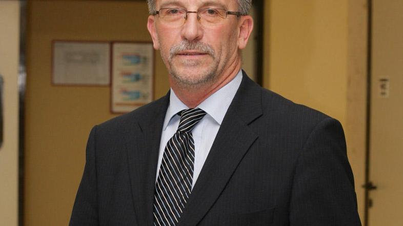 Korošec pravi, da se uspešno spopada s kadrovskimi težavami. (Foto: Nino Verdnik