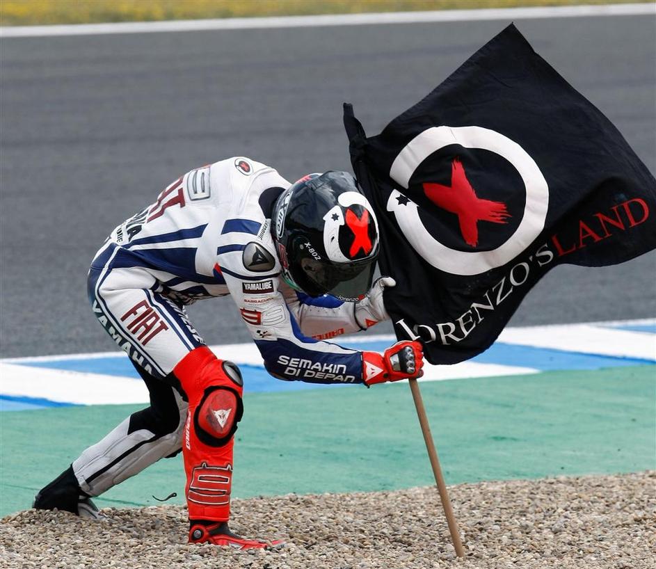 Simpatični Lorenzo je v Estorilu že trikrat zapičil svojo zastavo. (Foto: Reuter