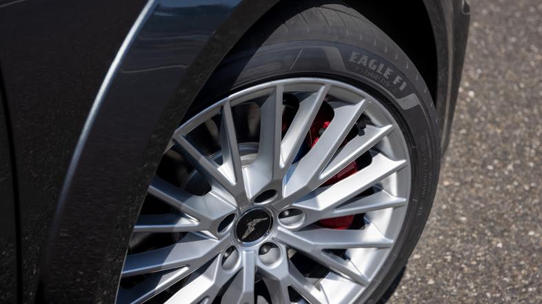 Goodyear eagle F1 asymmetric 6