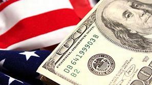 Največji simbol ZDA: zastava in ameriški dolar
