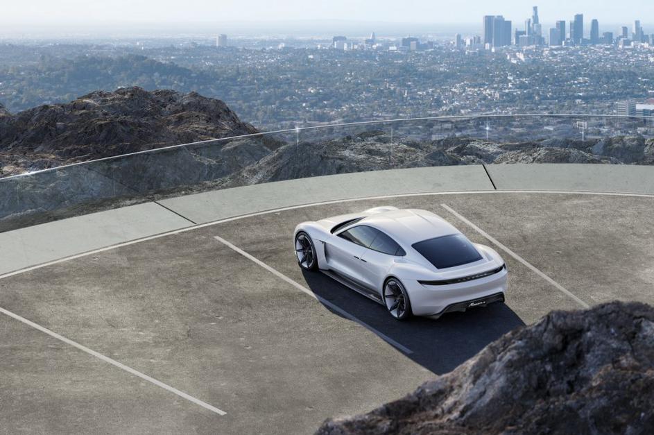 Porsche mission E