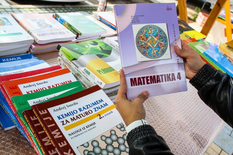 sejem učbenikov