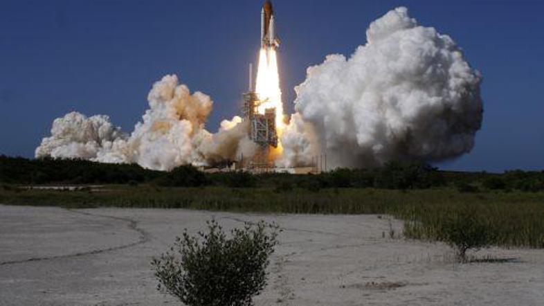Na Mednarodni vesoljski postaji že pričakujejo raketoplan Discovery.