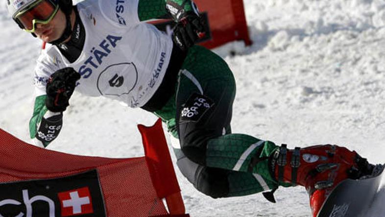 Deskar na snegu Rok Flander je že v uvodnem delu sezone nakazal, da se bo boril 