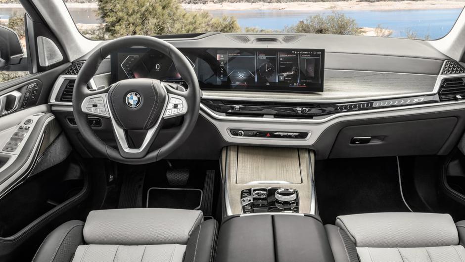 BMW X7 | Avtor: BMW