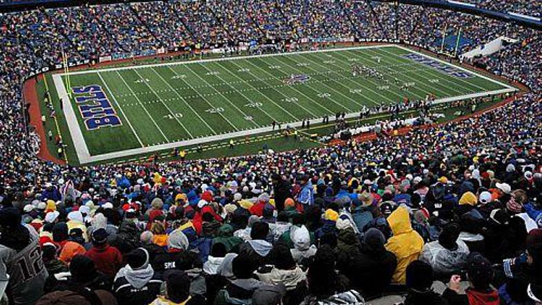 Stadion Ralph Wilson bo na novega leta dan prvič gostil hokejiste.