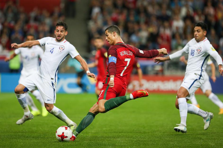 (Portugalska - Čile) Pokal konfederacij