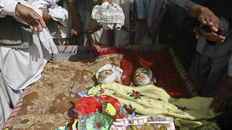 Smrt dveh otrok, ki ju je po pomoti ubila ameriška vojska, je povzročila veliko 