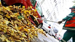 Snaga listje čiščenje ulice