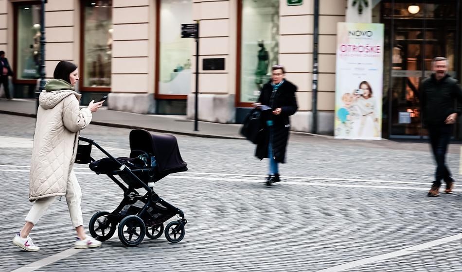 Odhajate na porodniško? To so pasti, ki vas lahko drago stanejo