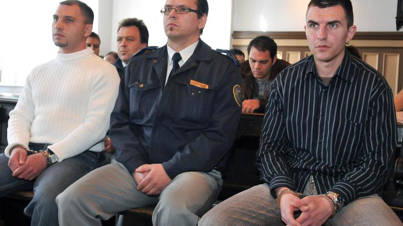 Koprivnikar (levo) in Trančar se bosta 3. junija na sodišču soočila z mamo umorj