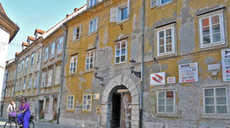 Oglaševane najemnine so se malenkost povečale le za enosobna stanovanja, medtem 