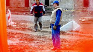 V sobotnem Žurnalu smo opozorili, da se cesta gradi na črno in da bi moral inšpe