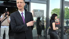 Lukšič: “Razprava o deležu sredstev za šolstvo je lahko začetek destabilizacije 