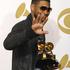 Usherju je pripadla nagrada za najboljšo R&B moško vokalno izvedbo.