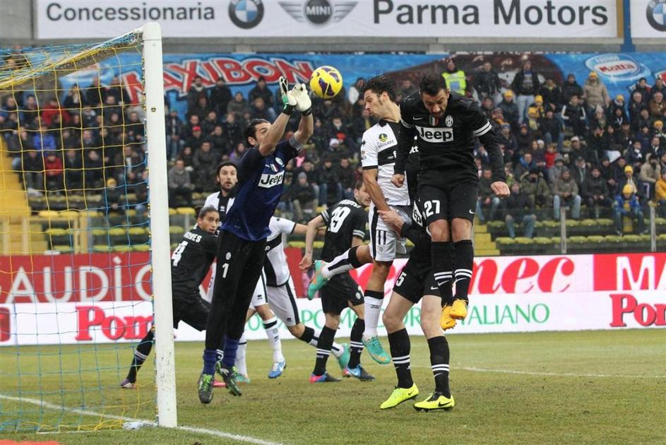 Buffon Amauri Parma Juventus Serie A Italija liga prvenstvo