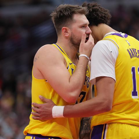 Luka Dončić in Jaxson Hayes