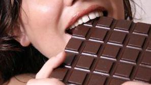 Seveda bi vas pomirila čokolada, a stres vseeno raje premagajte kako drugače.
