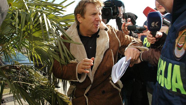 Primorske novice tudi pišejo, da je okrožno državno tožilstvo v Kopru prejelo ka