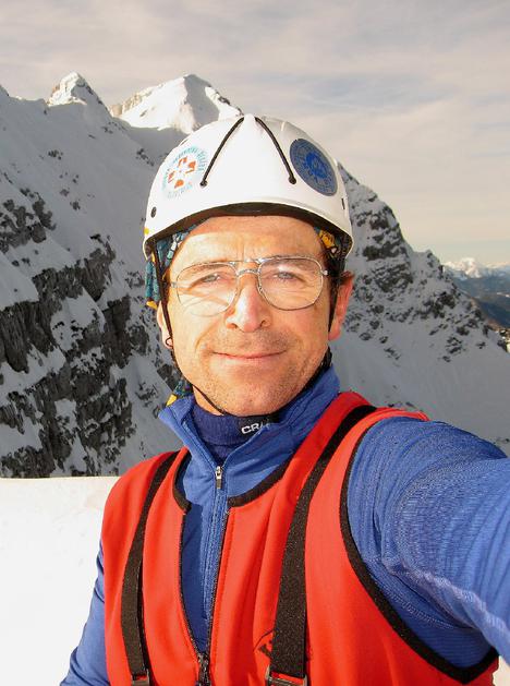 Predavatelj: Iztok Tomazin