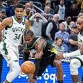 Giannis Antetokounmpo Pacers Bucks