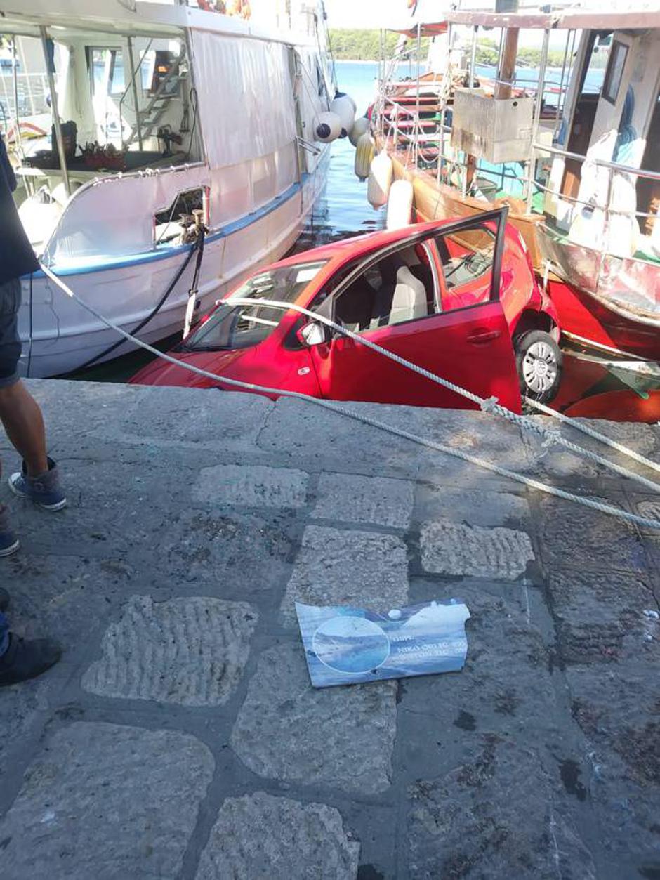 nesreča Krk Punat avto morje | Avtor: 24sata